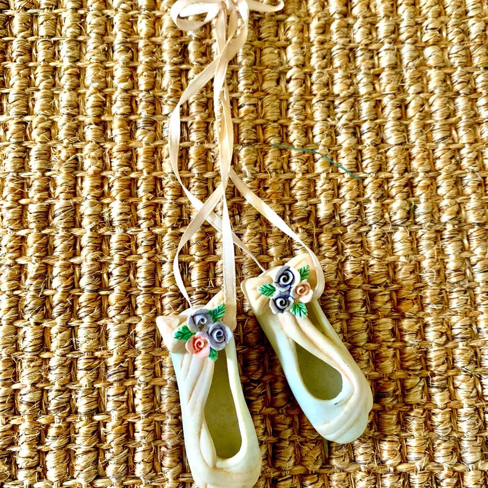 Vintage Ceramic ballerina point shoes ornament decoration light pink